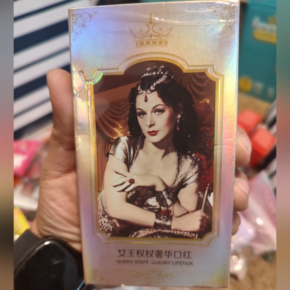 2 color lipstick - Picture 1 of 4